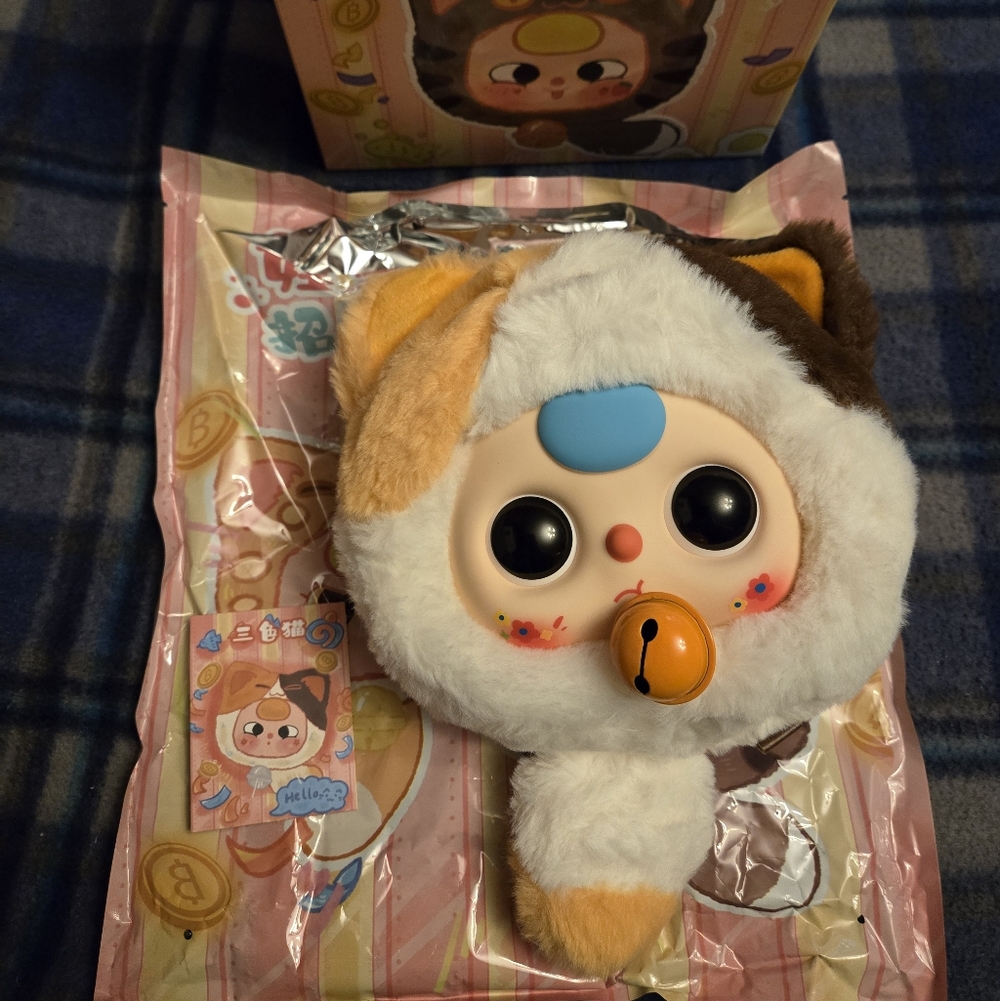 400% Calico Baby Three Fortune Cat Bag- Confirmed